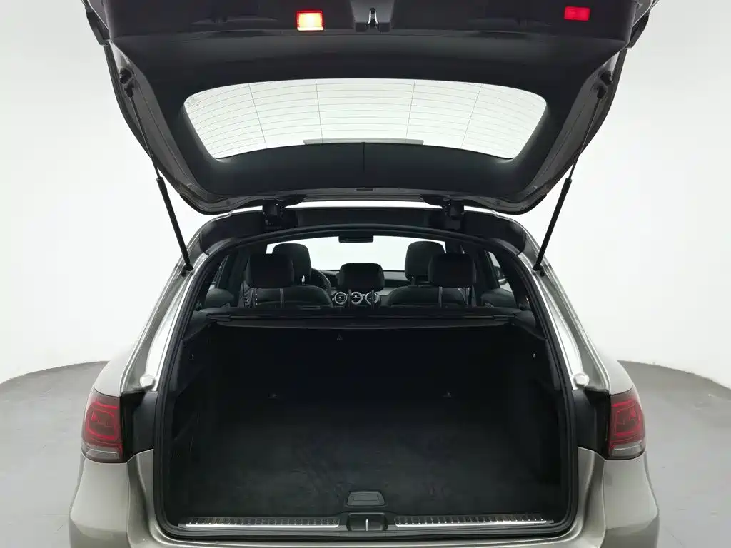 Mercedes-Benz GLC — миниатюра 16