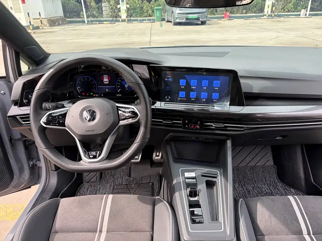 Volkswagen Golf — миниатюра 15