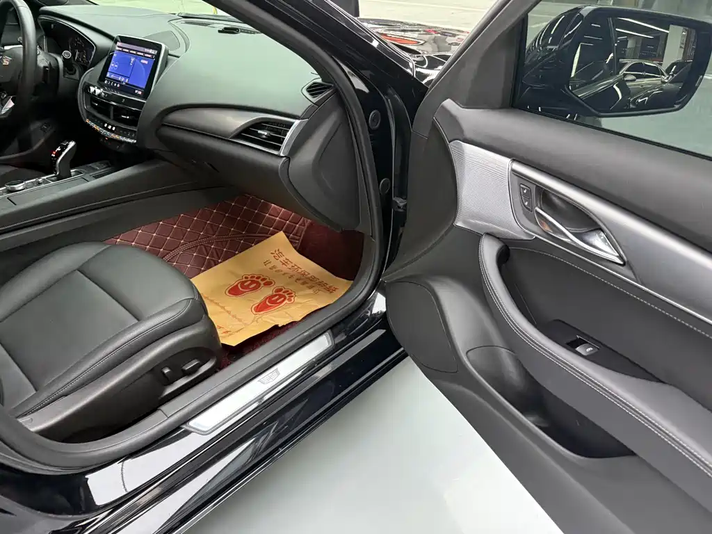 Cadillac CT5 — миниатюра 20