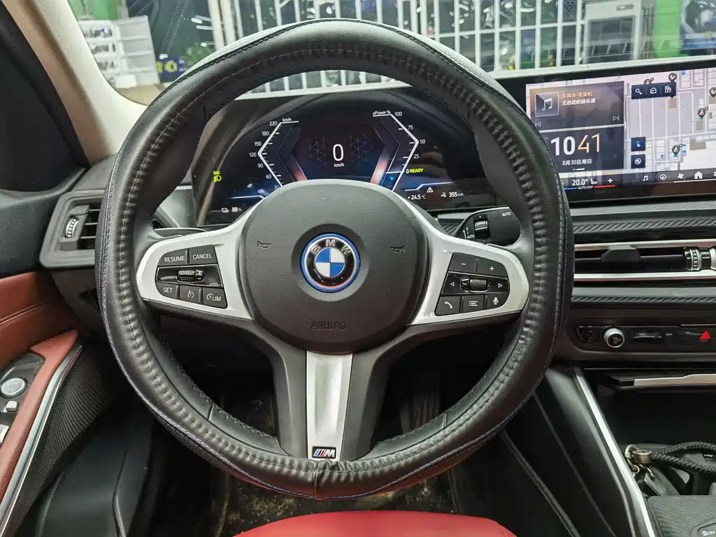 BMW i3 — миниатюра 10