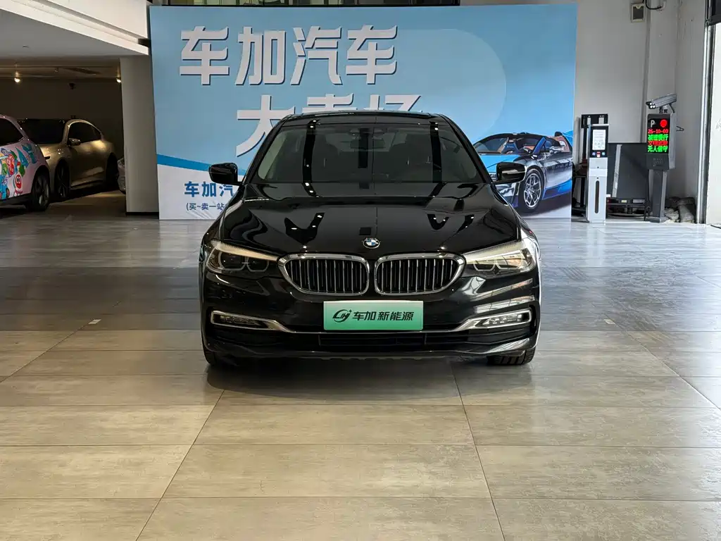 BMW 5 Series New Energy — миниатюра 2