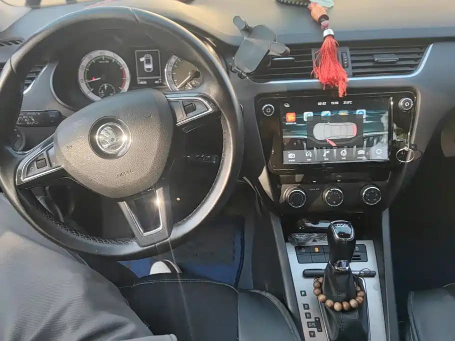 Skoda Octavia — миниатюра 12