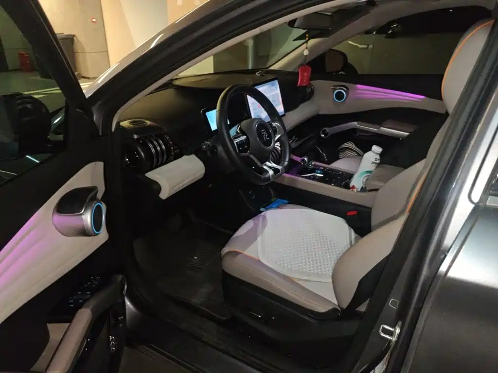 BYD Yuan Plus — миниатюра 17