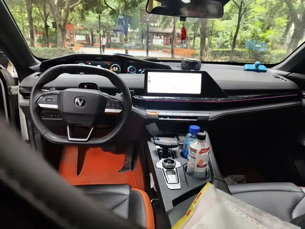 Changan UNI-V — миниатюра 5