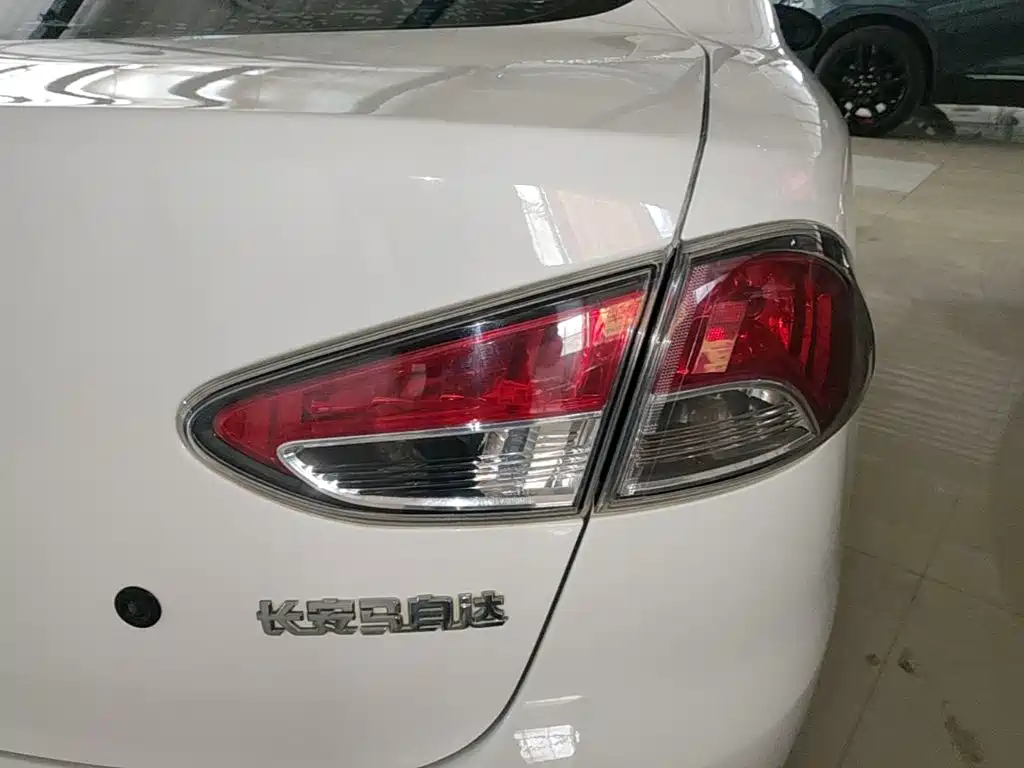 Mazda 2 — миниатюра 8