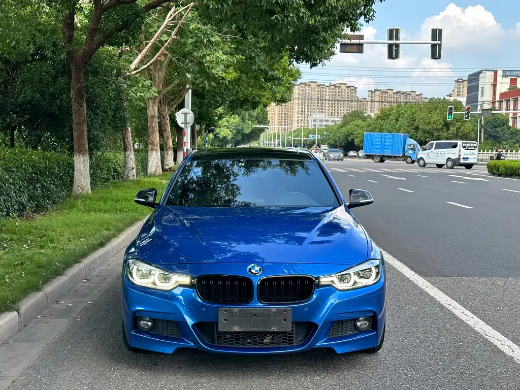 BMW 3 Series — миниатюра 2