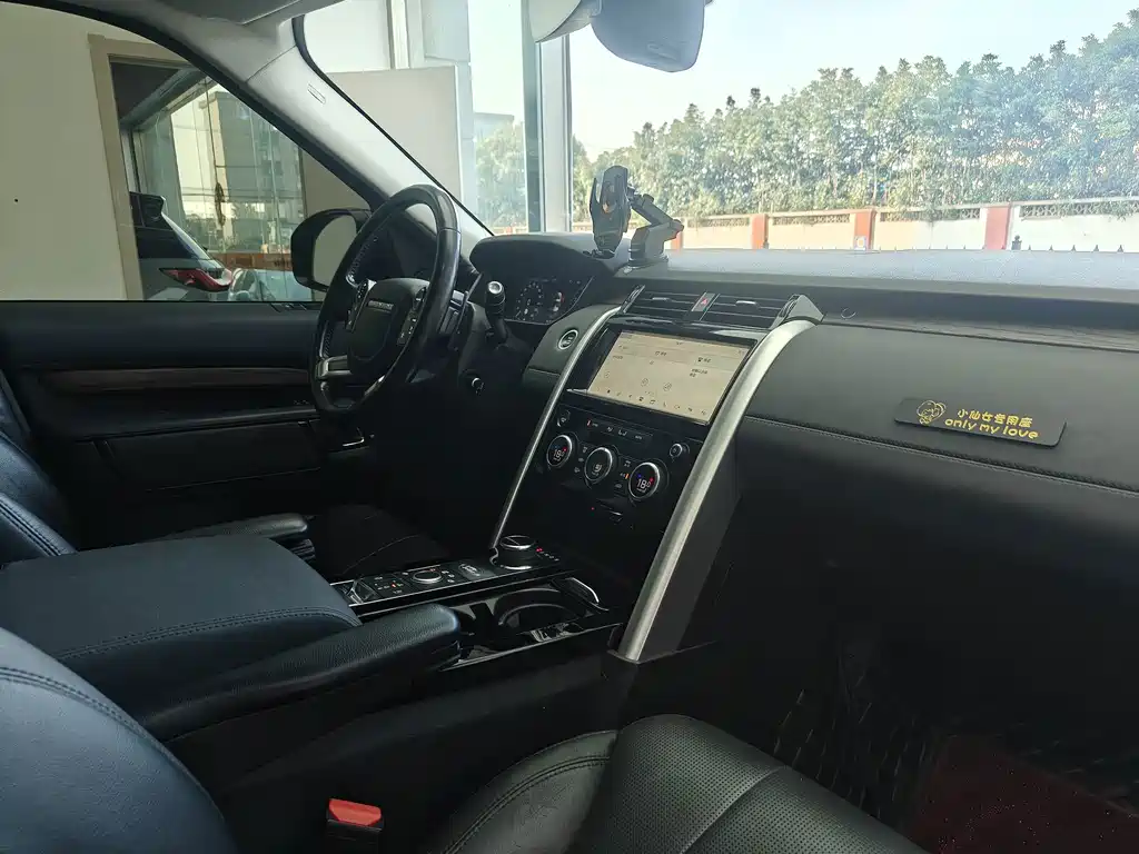 Land Rover Discovery — миниатюра 14