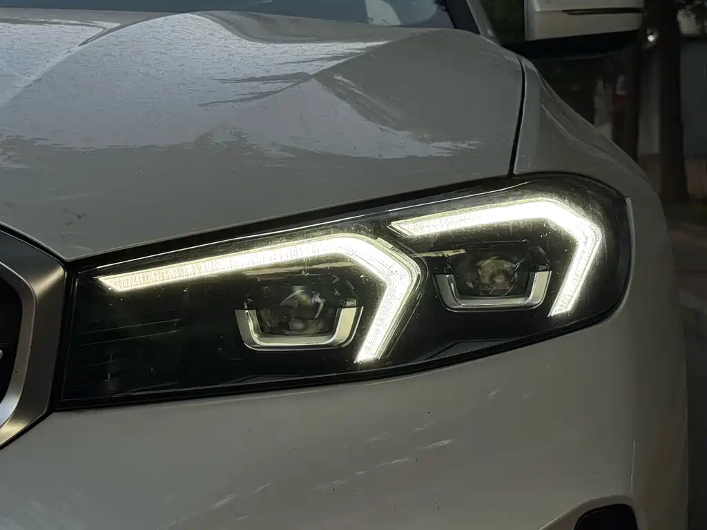 BMW 3 Series — миниатюра 21