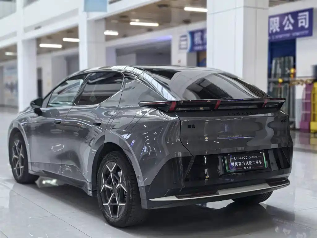 Lynk & Co 20 — миниатюра 14