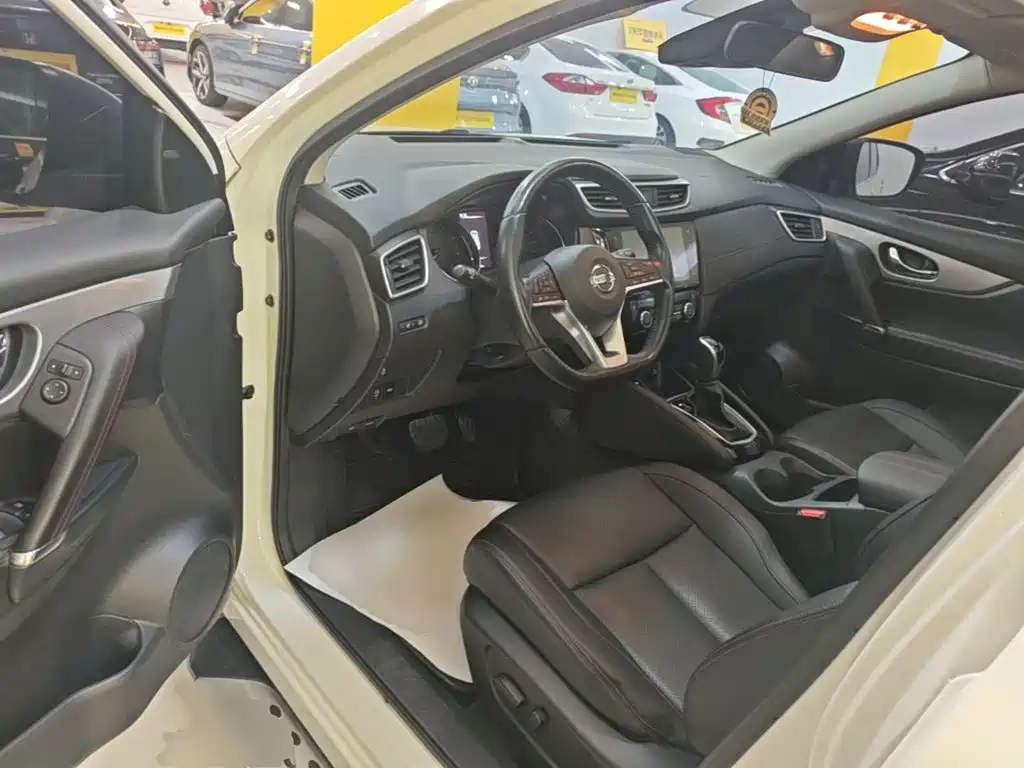Nissan Qashqai — миниатюра 16