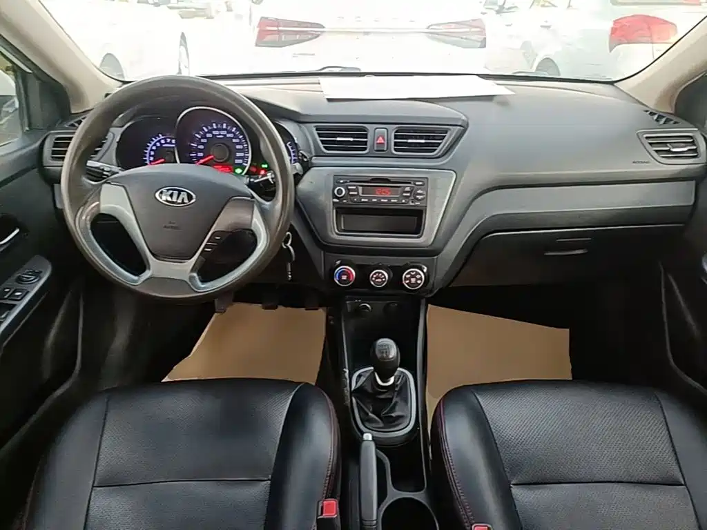 Kia K2 — миниатюра 10