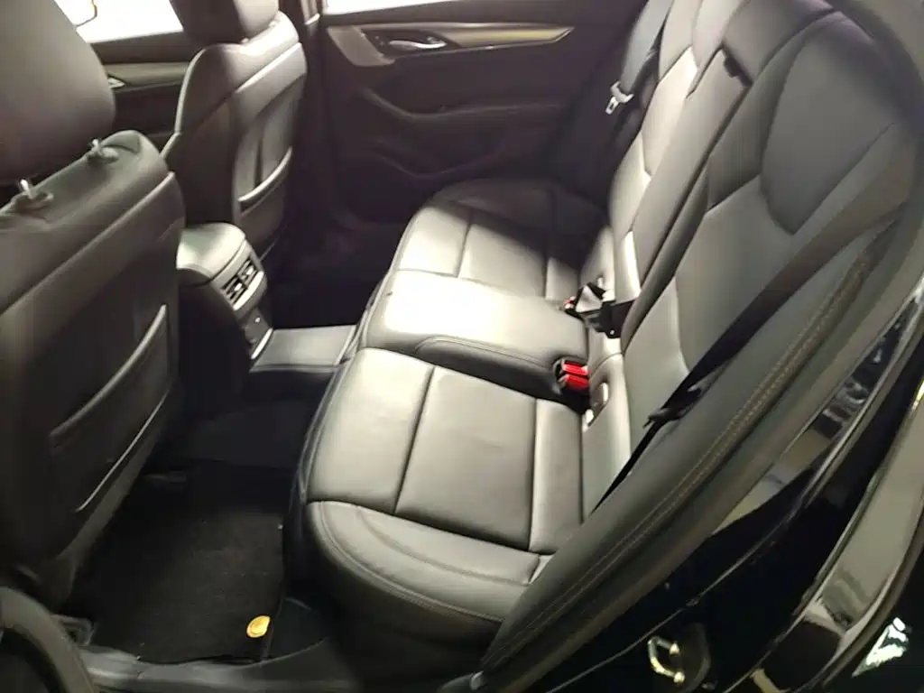 Cadillac CT5 — миниатюра 17