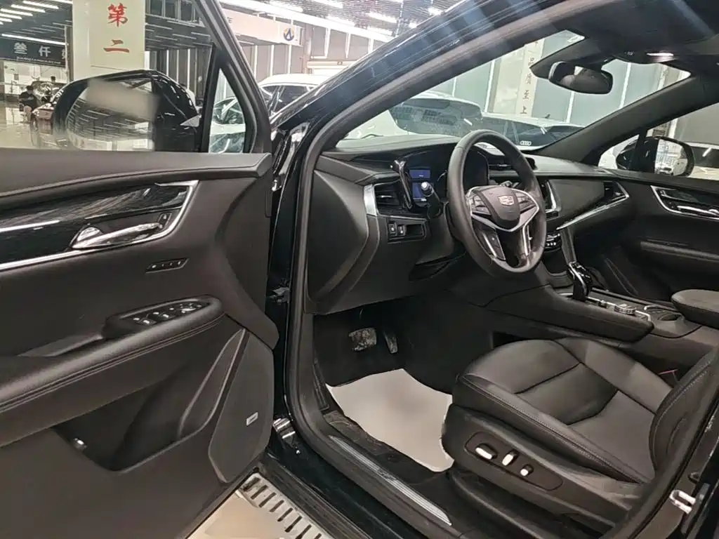 Cadillac XT5 — миниатюра 16