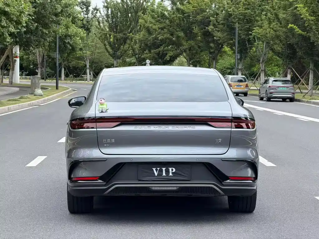 BYD Han — миниатюра 8