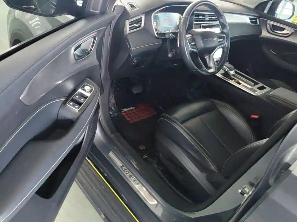 Roewe RX5 New Energy — миниатюра 16