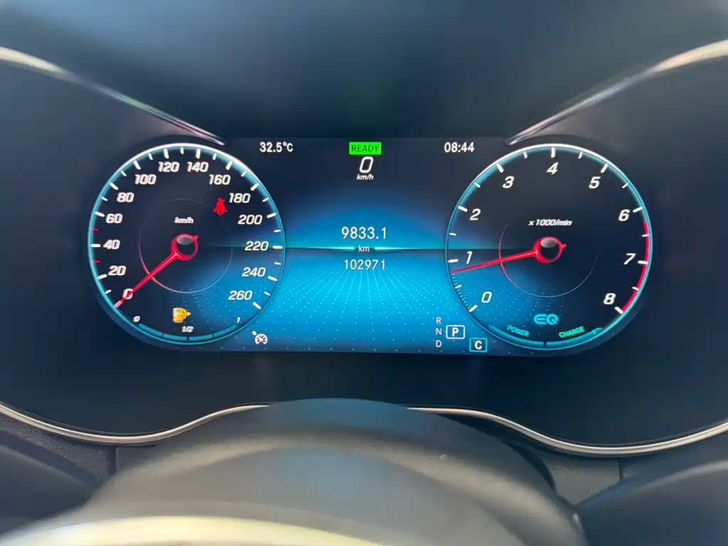 Mercedes-Benz C-Class — миниатюра 11