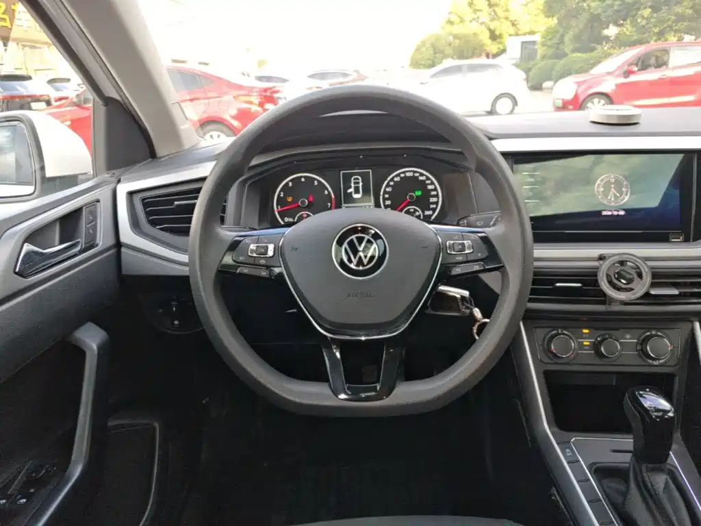 Volkswagen Polo — миниатюра 11