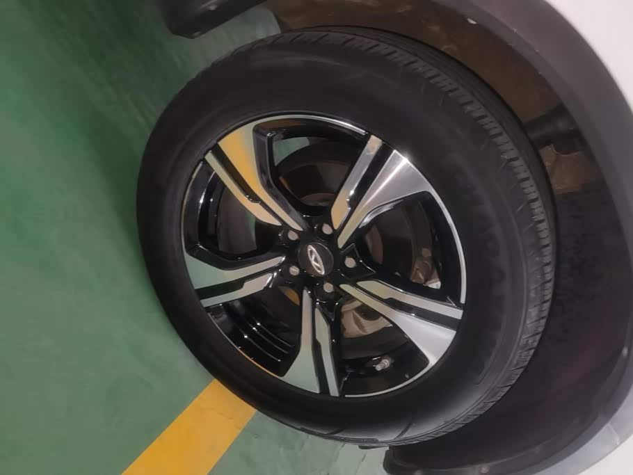 CHERY Tiggo 5x 1.5 л 2021 г. Белый, пробег 27400 км