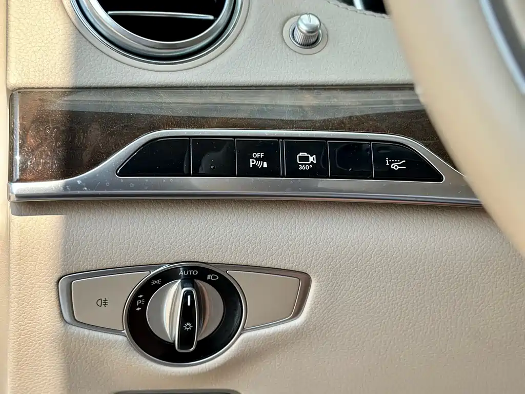 MERCEDES-BENZ S CLASS