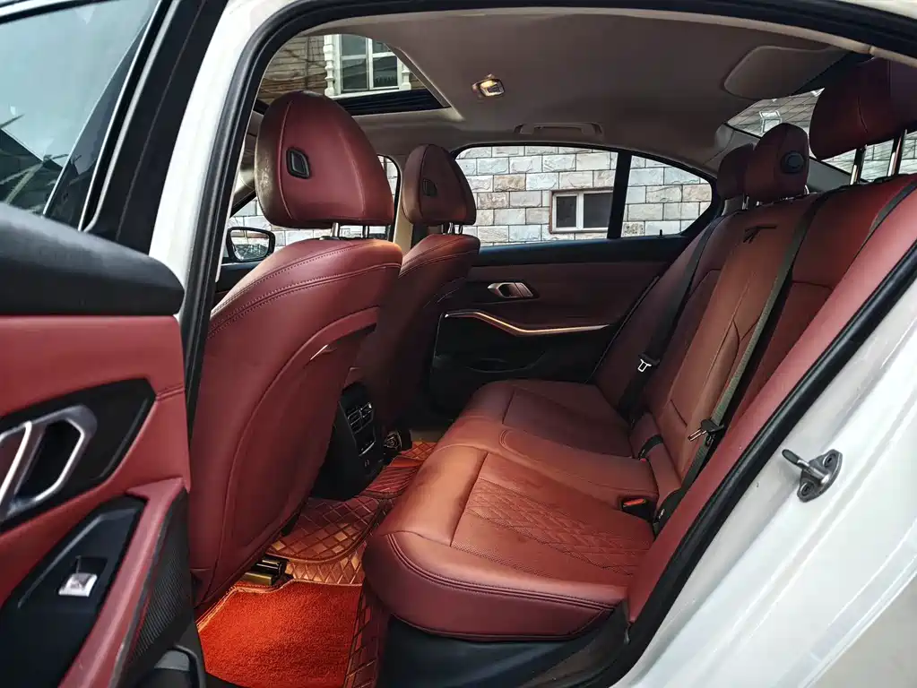 BMW 3 Series — миниатюра 15