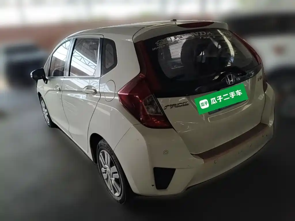 Honda Fit — миниатюра 7