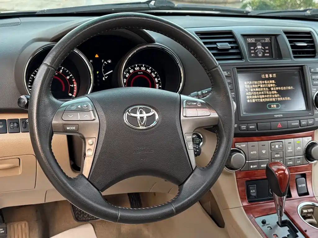 Toyota Highlander — миниатюра 12