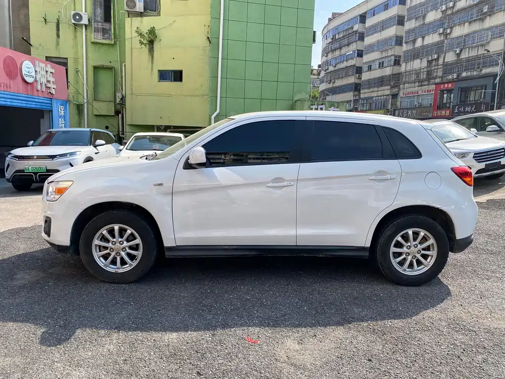 Mitsubishi ASX — миниатюра 4