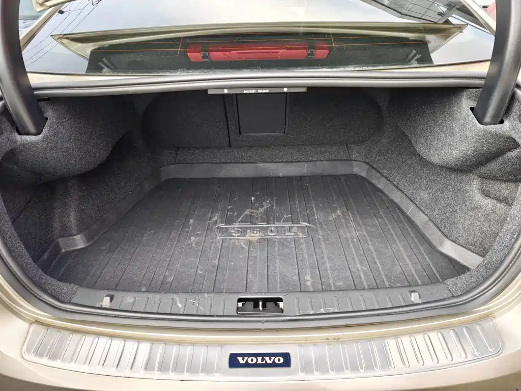 Volvo S60 — миниатюра 10