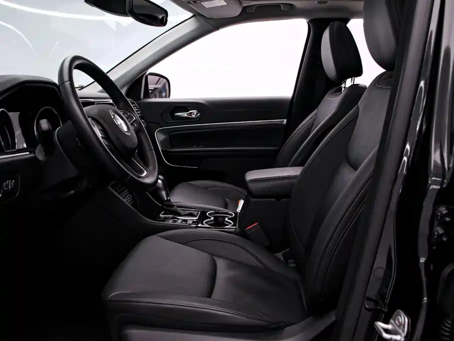 Jeep Grand Commander — миниатюра 13