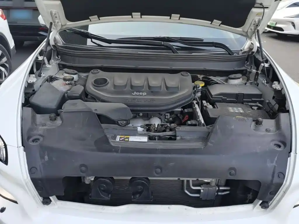 Jeep Cherokee — миниатюра 20