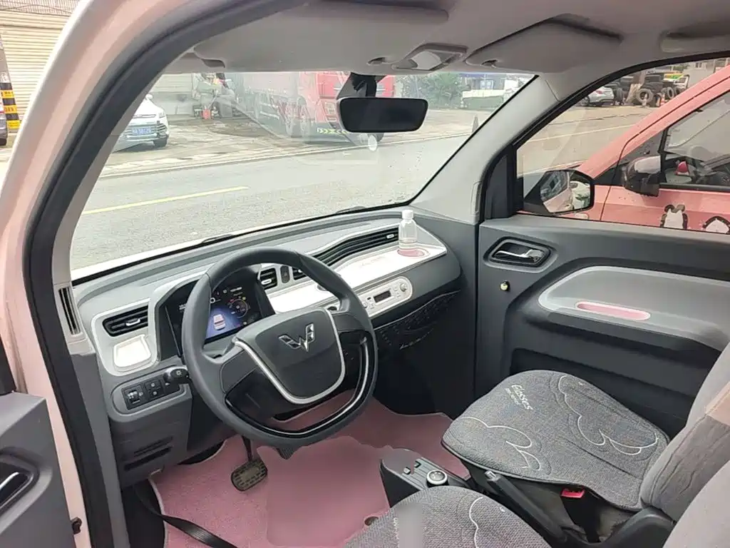 Wuling MINIEV — миниатюра 10