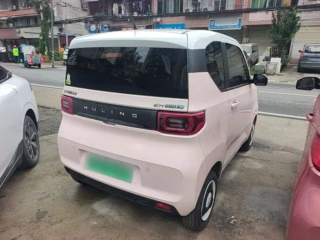 Wuling MINIEV — миниатюра 7