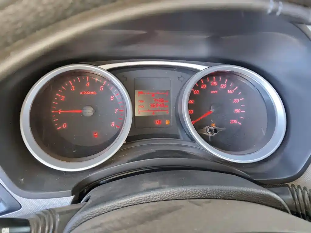 Wuling Hongguang — миниатюра 7