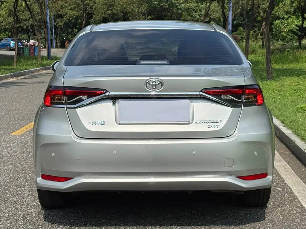 Toyota Corolla — миниатюра 5