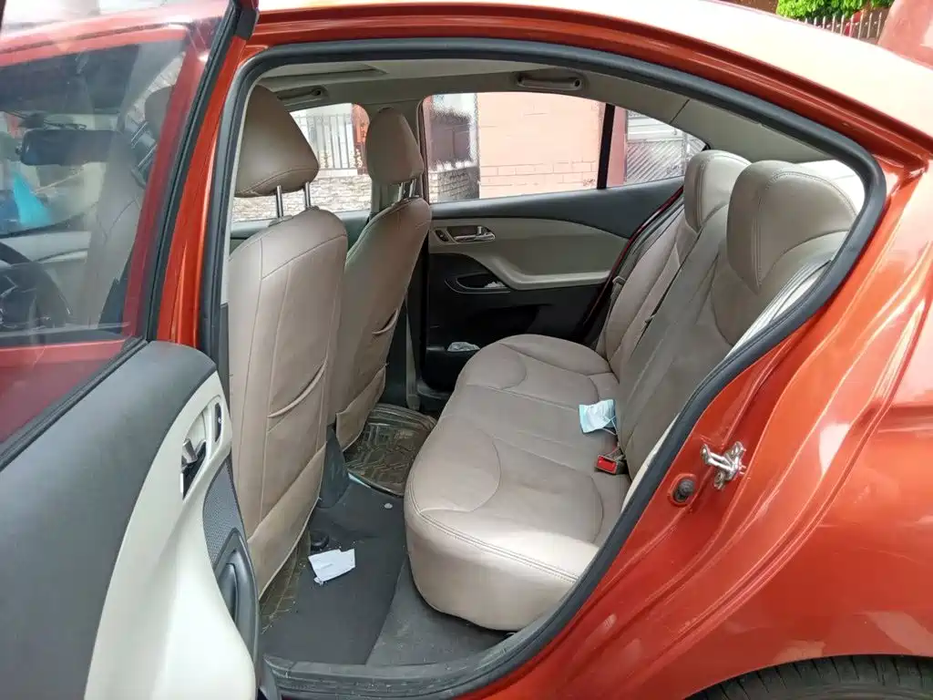 Chevrolet Sail — миниатюра 18
