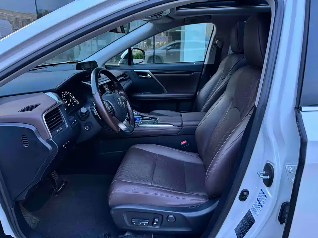 Lexus RX — миниатюра 4