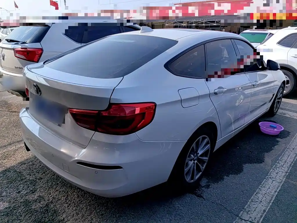 BMW 3 Series GT — миниатюра 7
