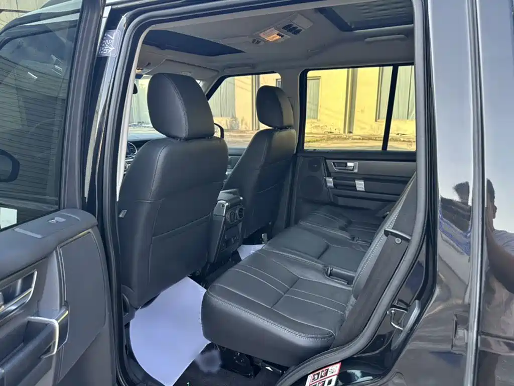 Land Rover Discovery — миниатюра 2