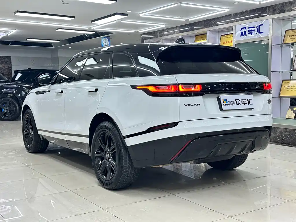 Land Rover Velar — миниатюра 4