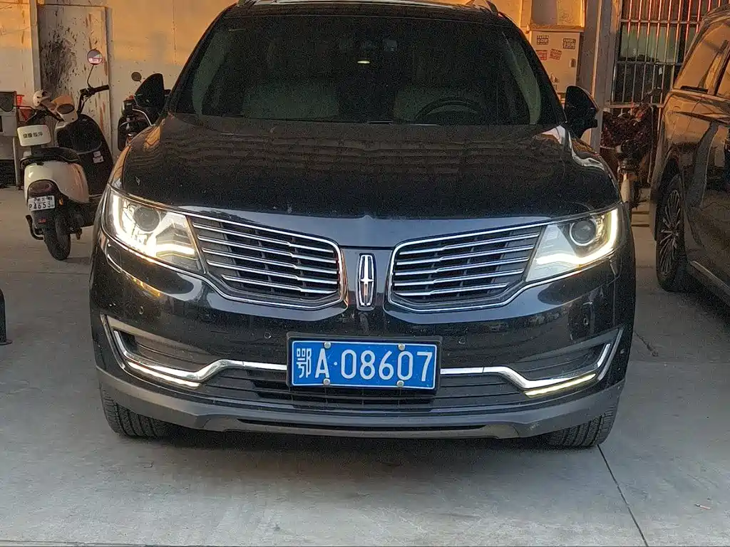 Lincoln MKX — миниатюра 2