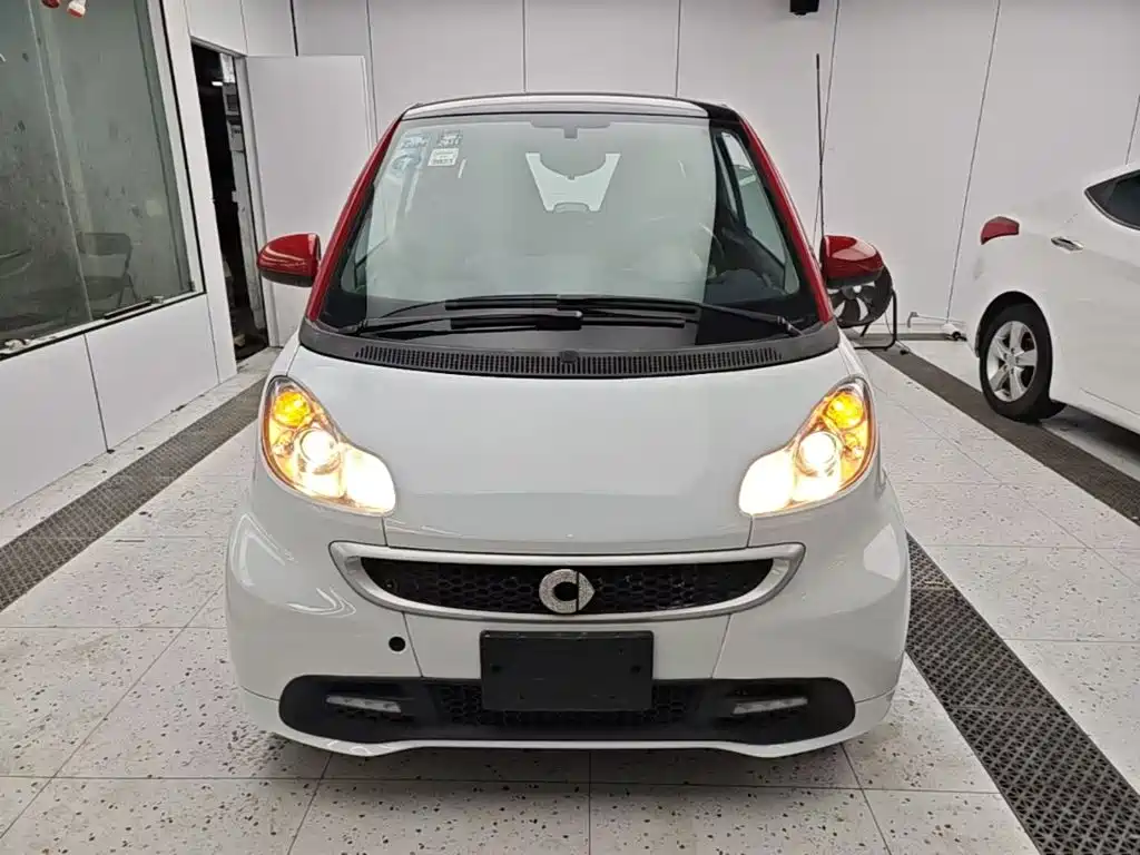 smart Smart Fortwo — миниатюра 3
