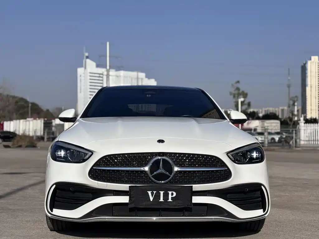 Mercedes-Benz C-Class — миниатюра 3