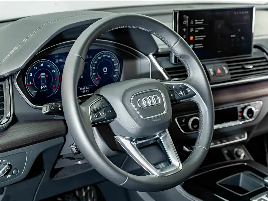 Audi Q5L — миниатюра 11