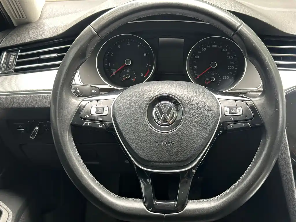 Volkswagen Magotan — миниатюра 15