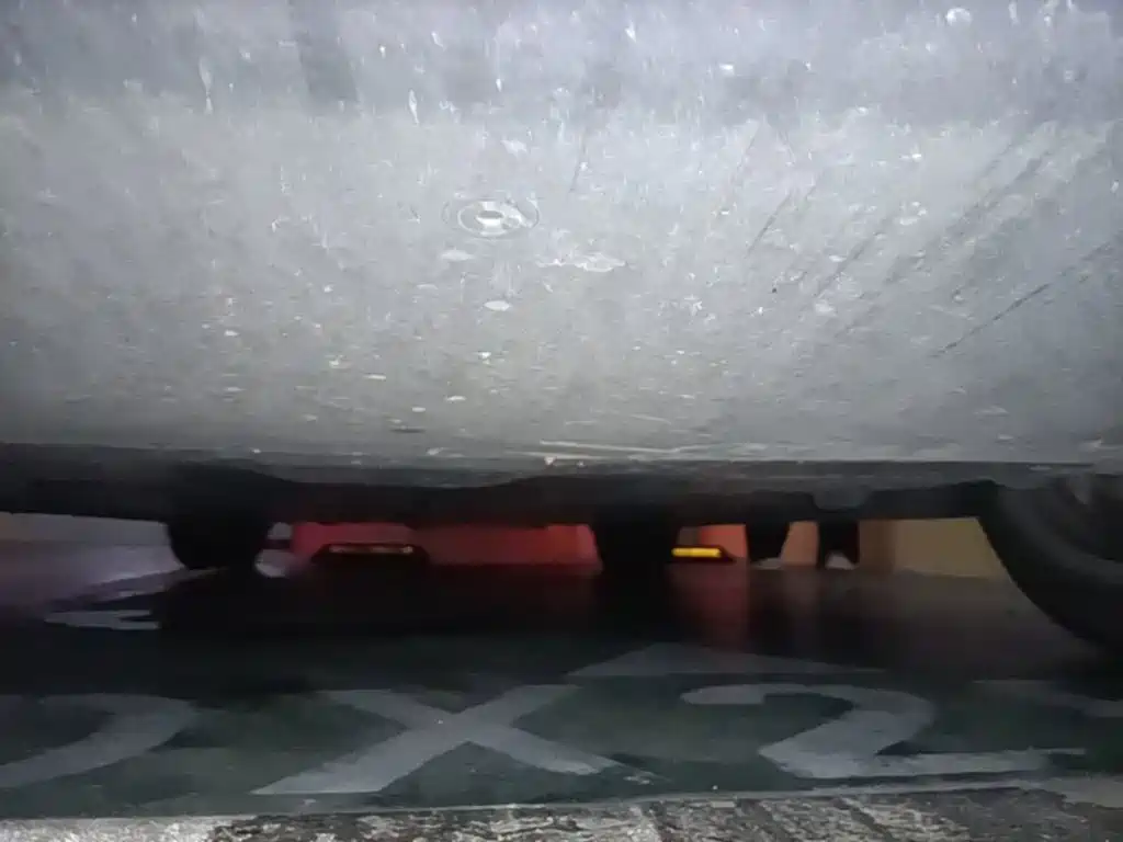 Tesla Model Y — миниатюра 21