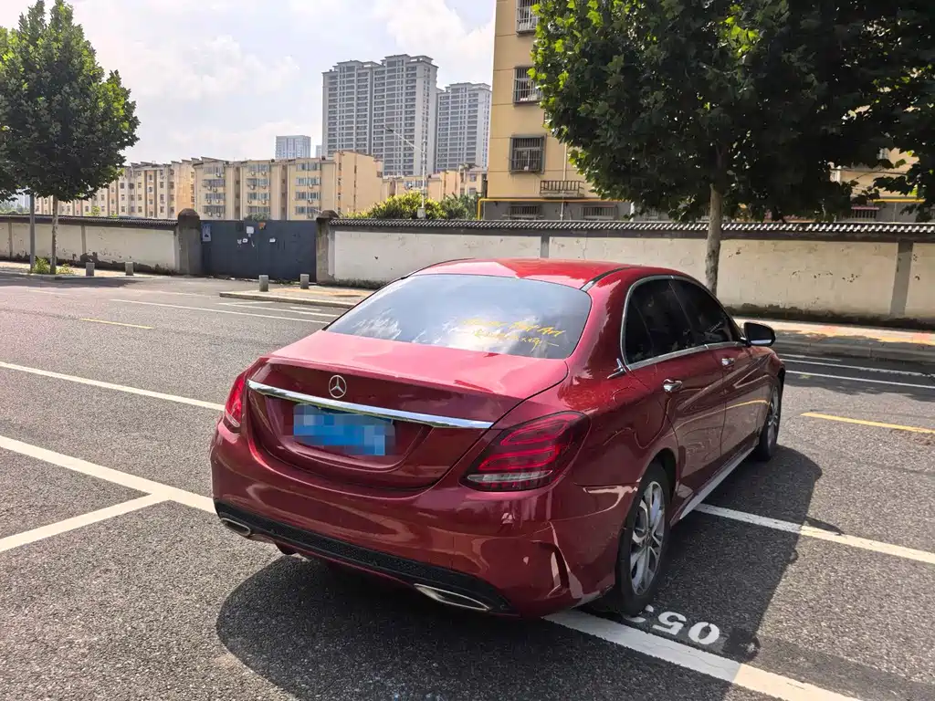 Mercedes-Benz C-Class — миниатюра 9