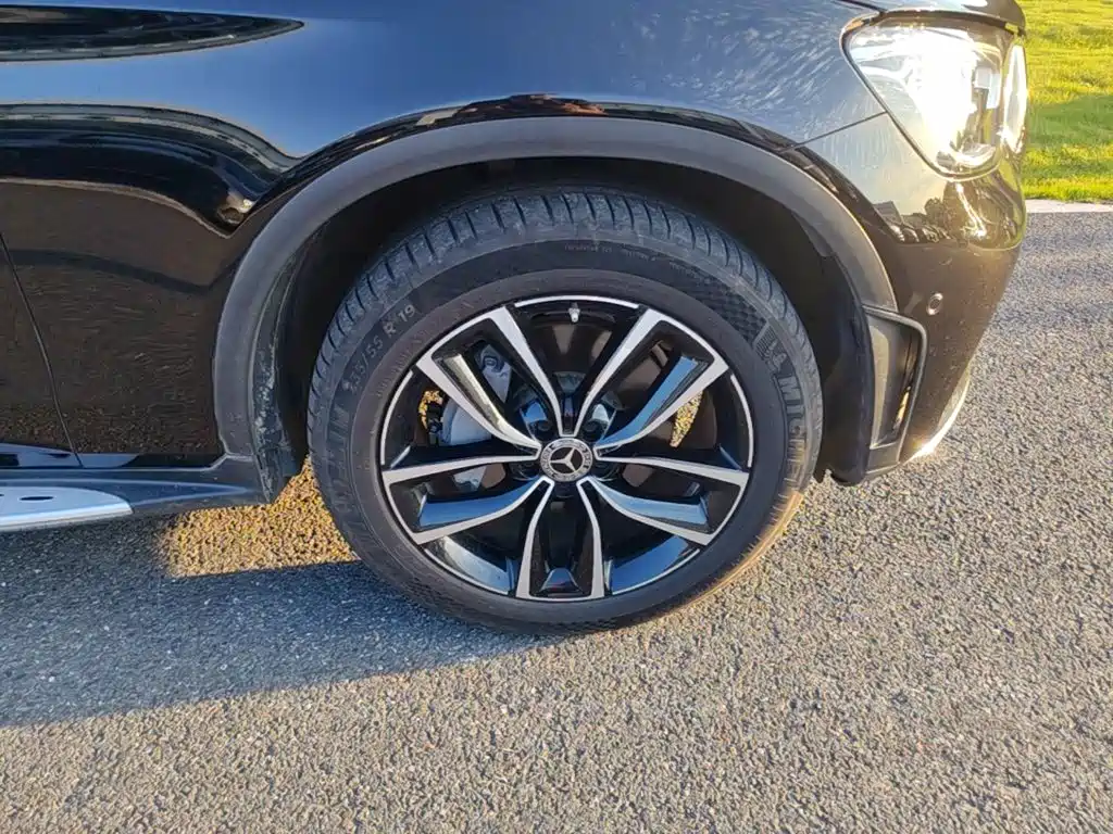 Mercedes-Benz GLC — миниатюра 12