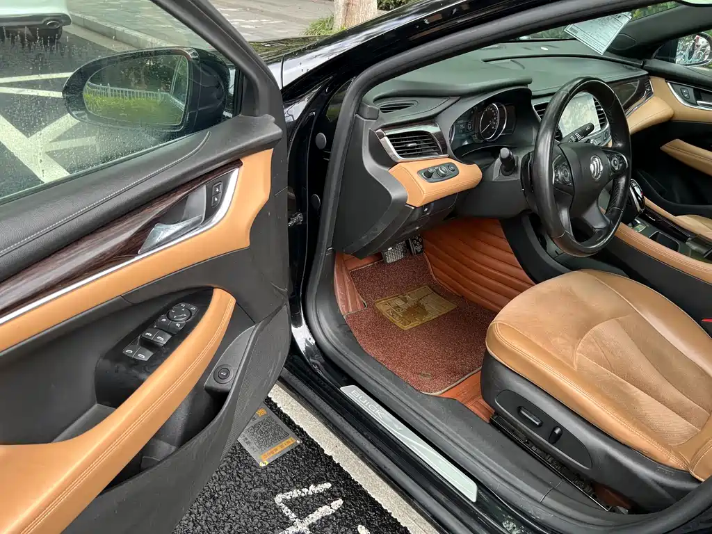 Buick LaCrosse — миниатюра 8