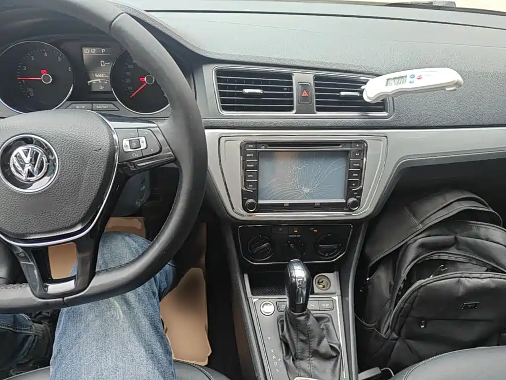 Volkswagen Lavida — миниатюра 10
