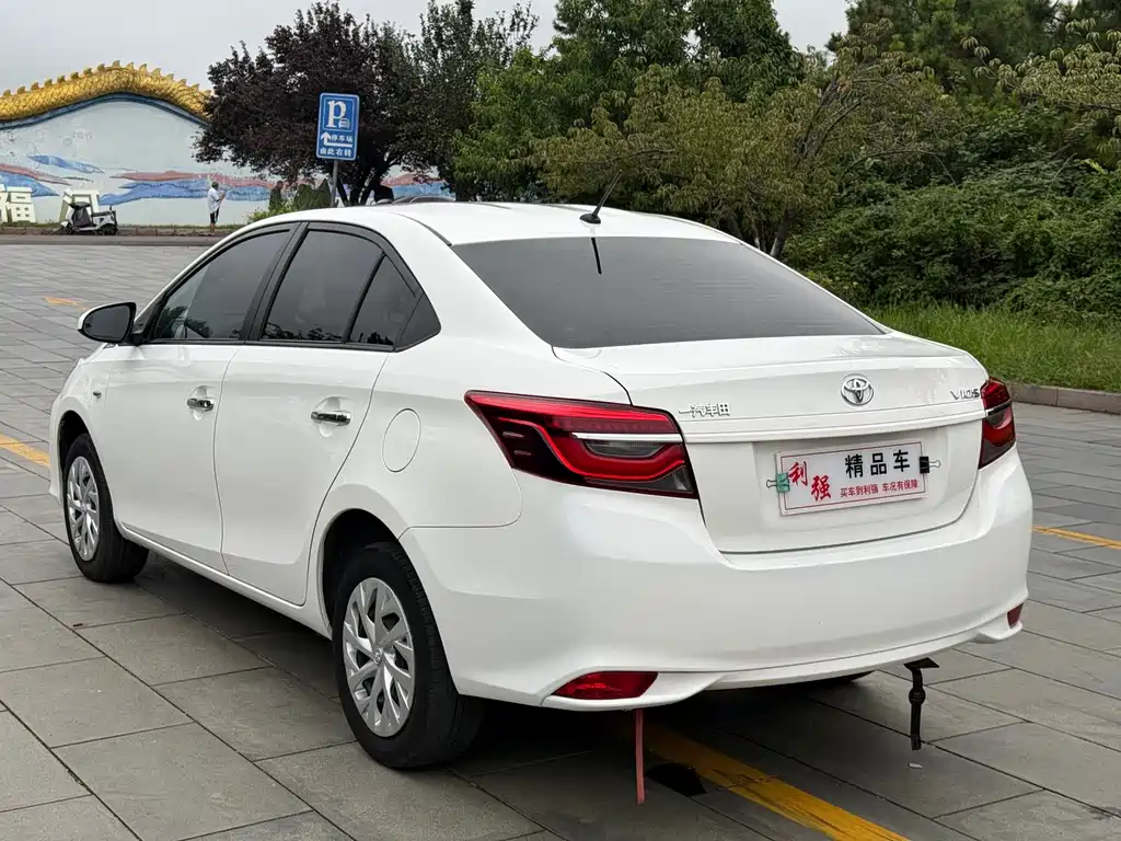 Toyota Vios — миниатюра 11
